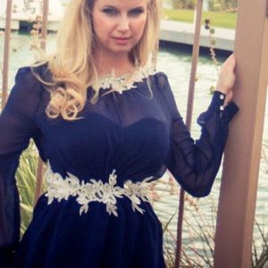 London dress company size US 2